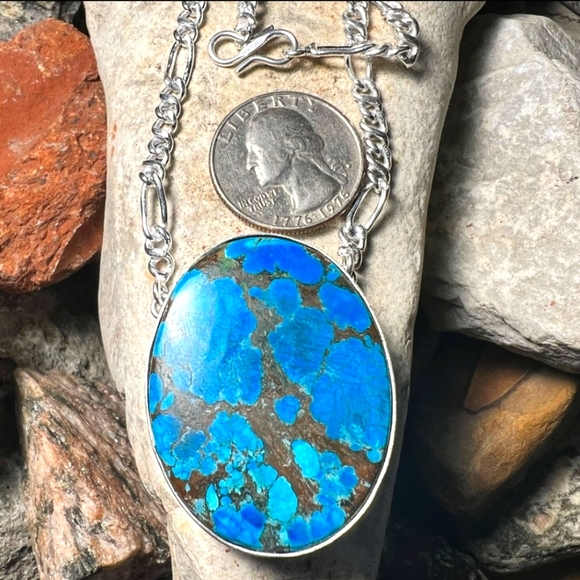 Turquoise and Silver Necklace 18 inch - Picture 2 of 3